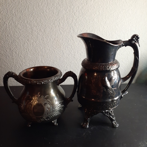 EXQUISITE RARE Antique Dated 1924 Ornate Bombay & Co Silver 8" Pedestal Pitcher - Picture 8 of 8